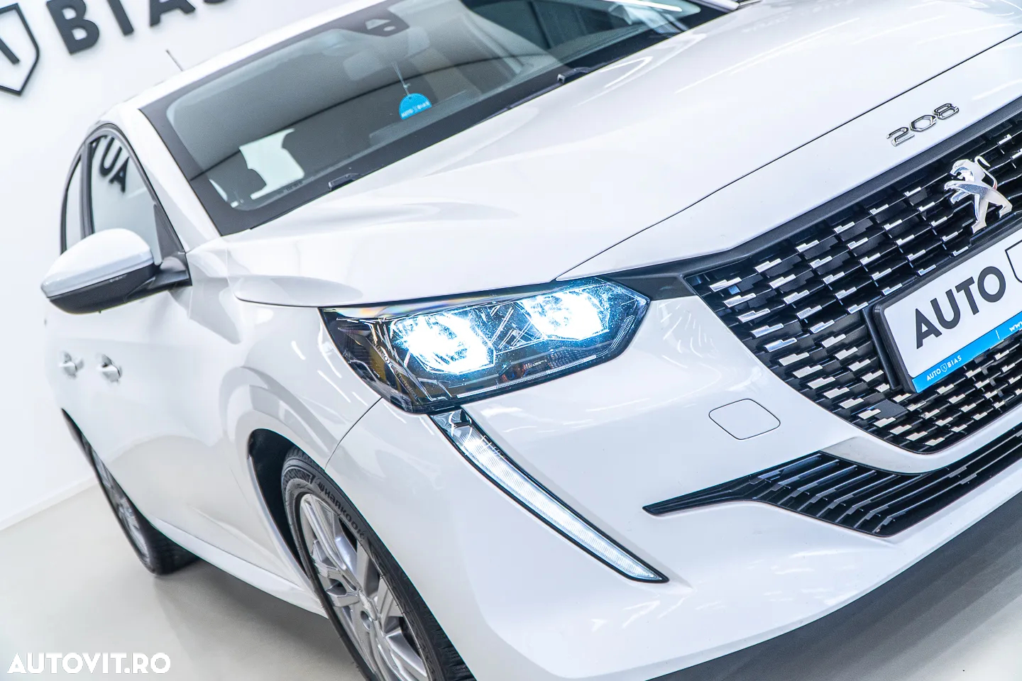 Peugeot 208 PureTech 75 Allure Pack - 29