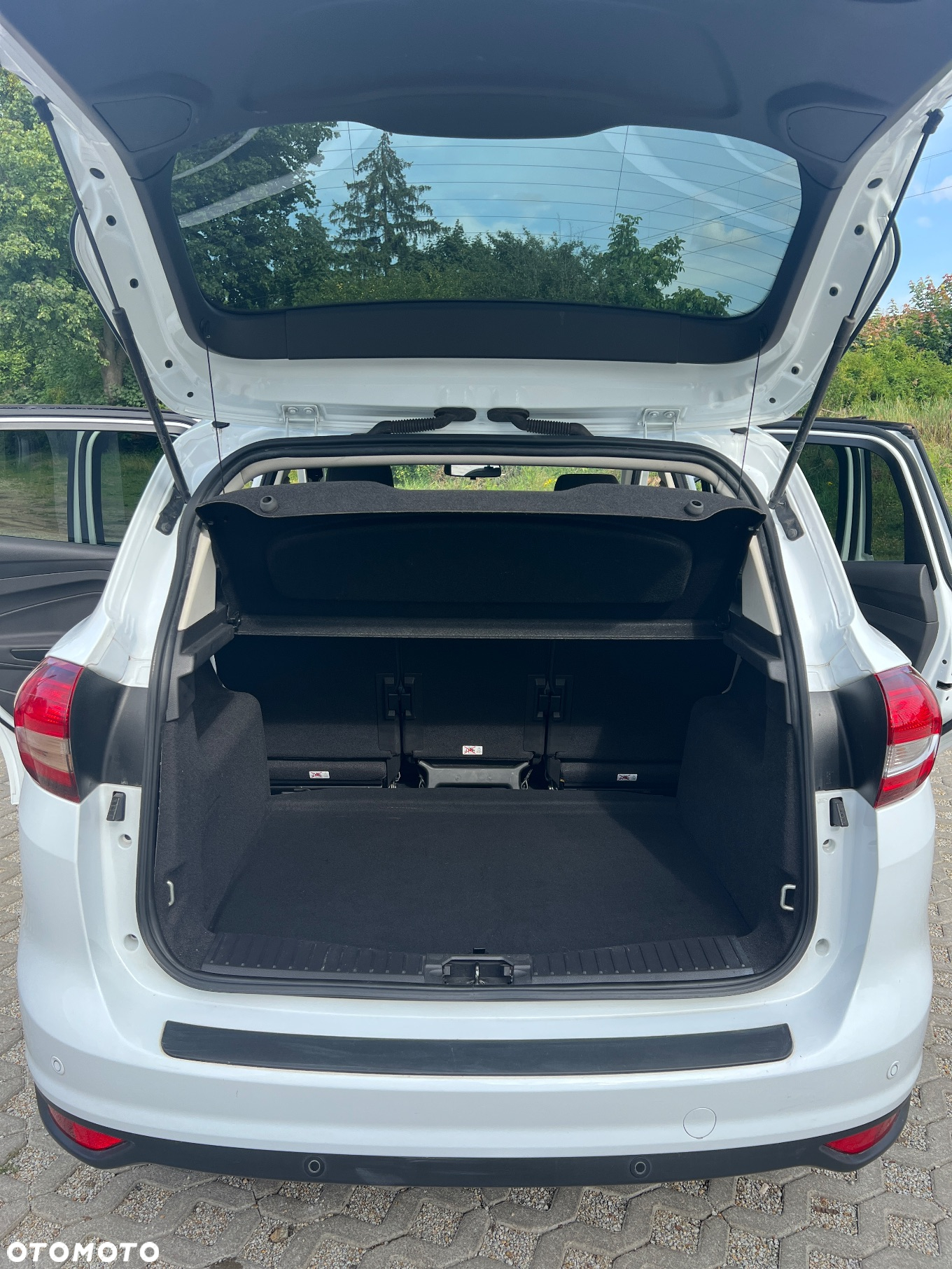 Ford C-MAX 1.5 TDCi Edition - 12