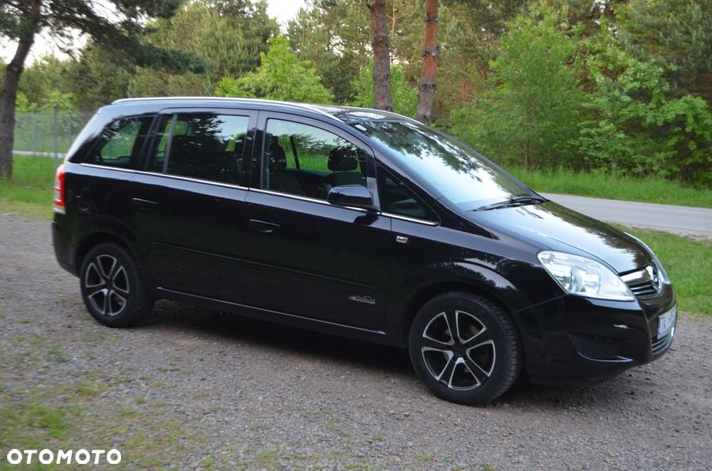Opel Zafira 1.6 - 11