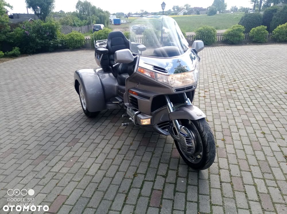 Honda GL - 6