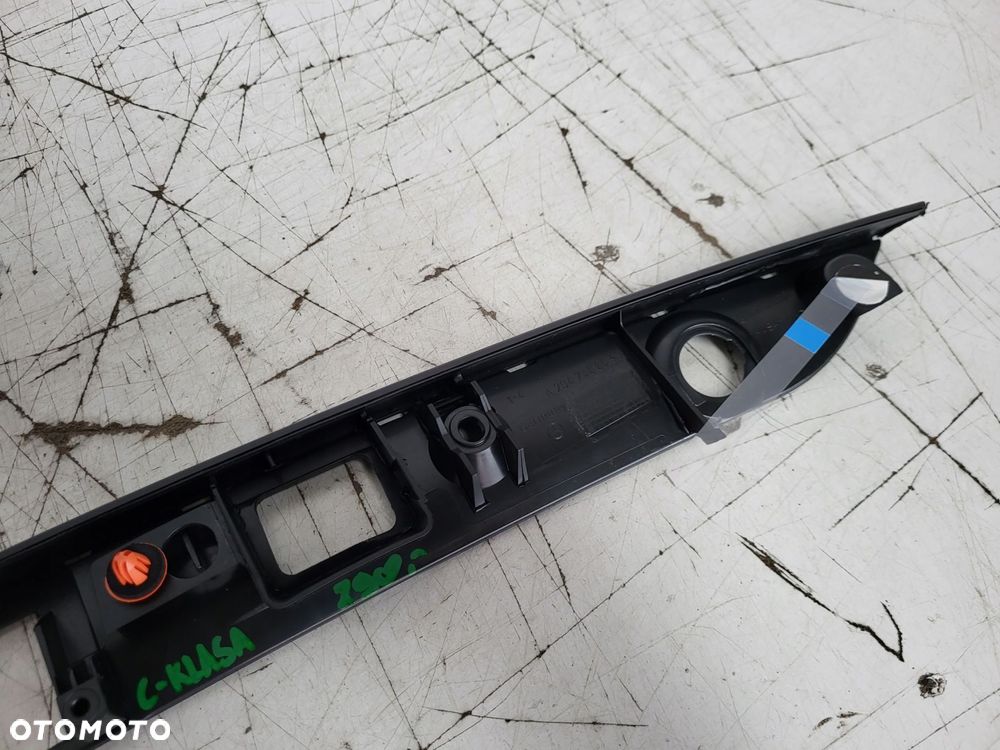 listwa blenda klapy tył bagażnika mercedes c 204 - 9