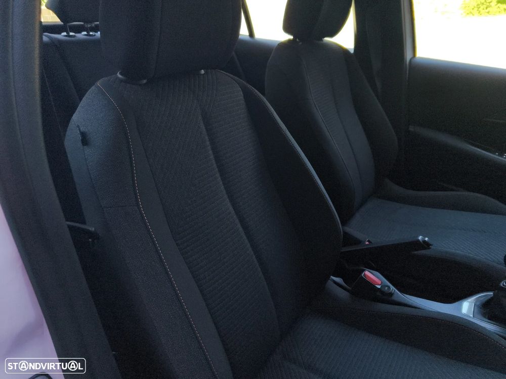 Peugeot 208 PureTech 100 Style - 19