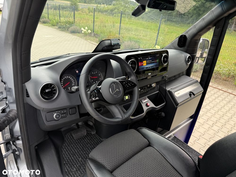 Mercedes-Benz Sprinter 519 Panoramic Line | JD - 8