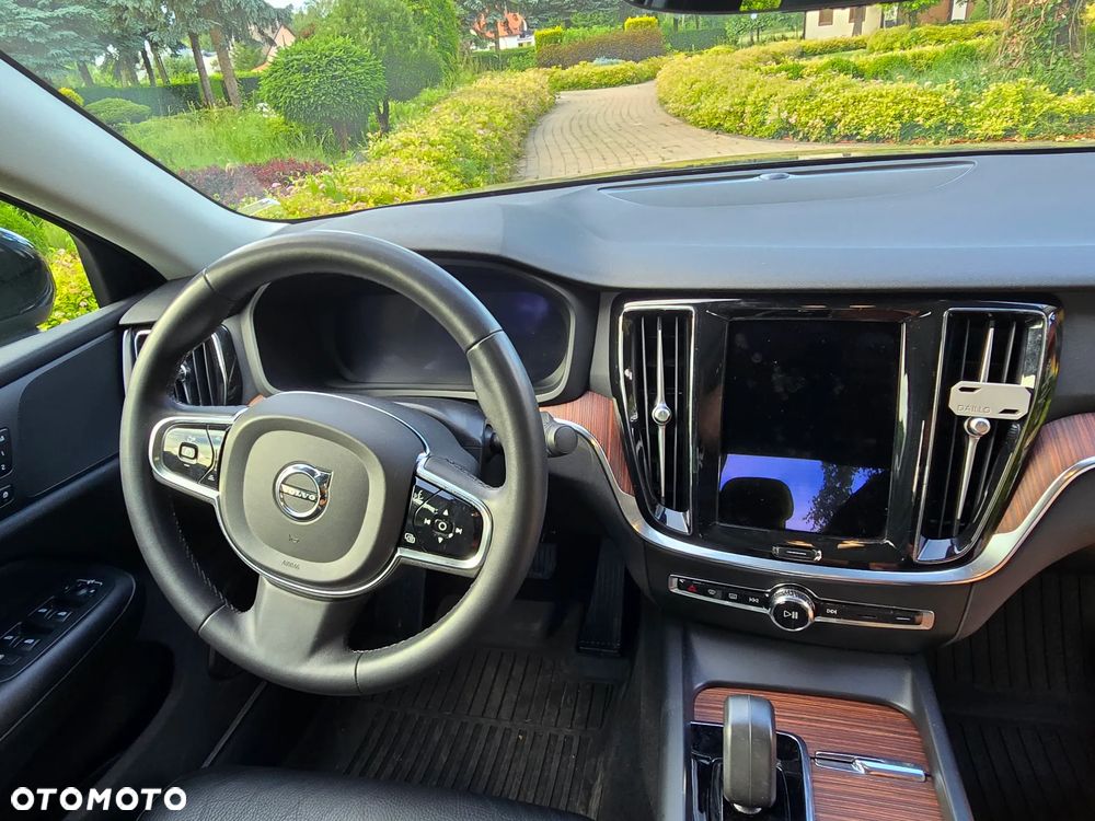 Volvo S60 B5 B AWD Plus Dark - 10