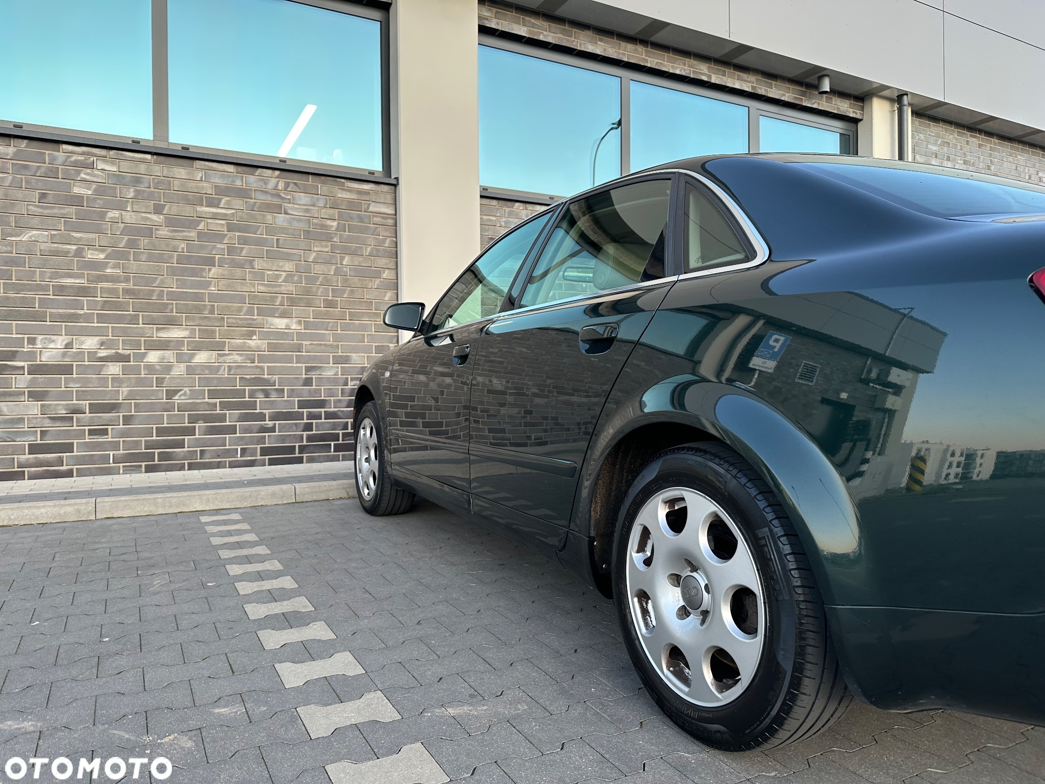 Audi A4 1.6 - 5