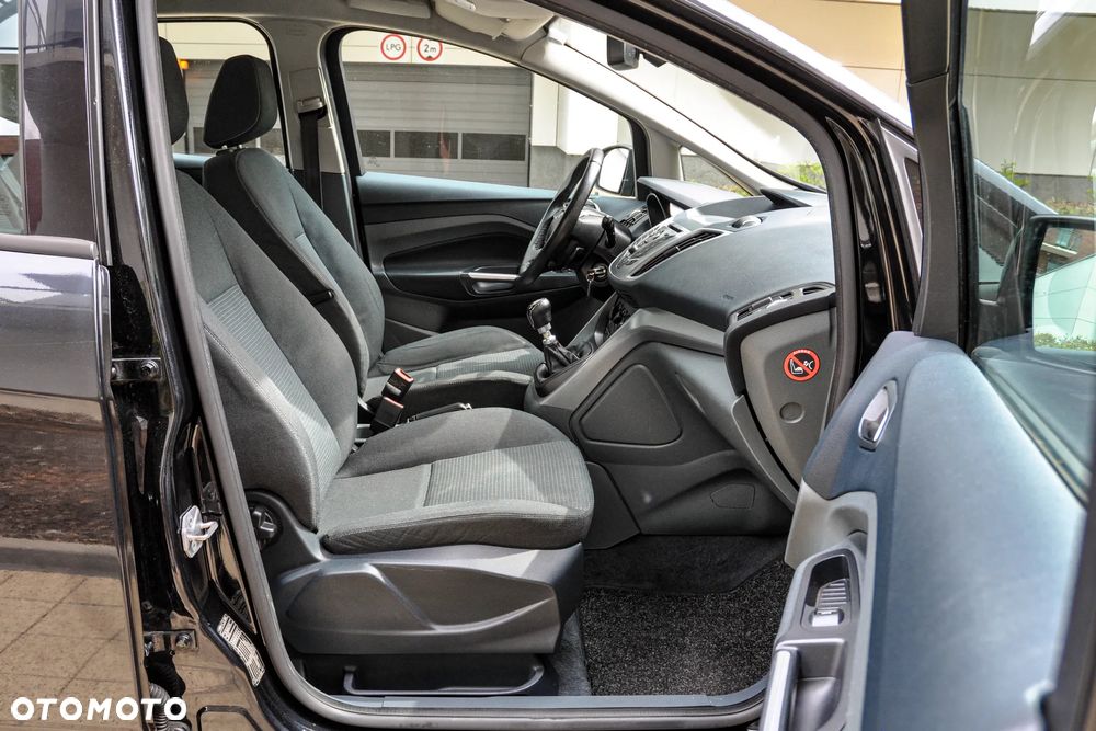 Ford C-MAX - 11