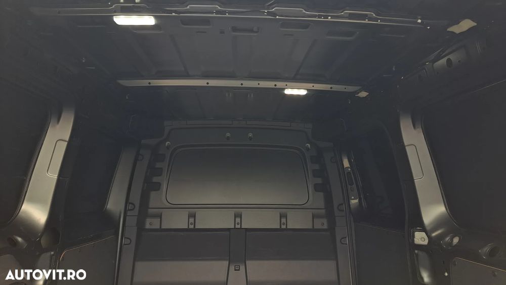 Ford TRANSIT CONNECT VAN L2 LIMITED PHEV - 11