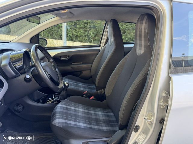 Peugeot 108 1.0 VTI Top! Allure - 20