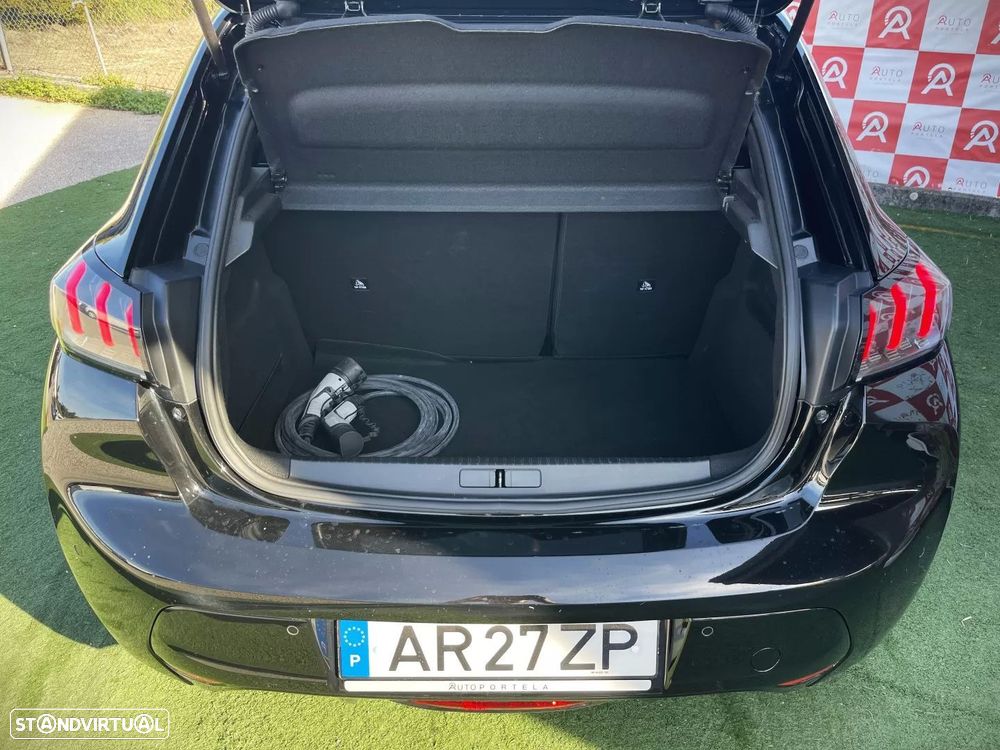 Peugeot e-208 50 kWh Allure - 23