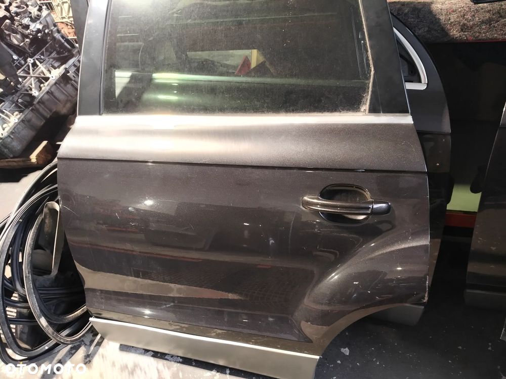 Drzwi Audi Q7 prawe,lewe ,przódtył - 2
