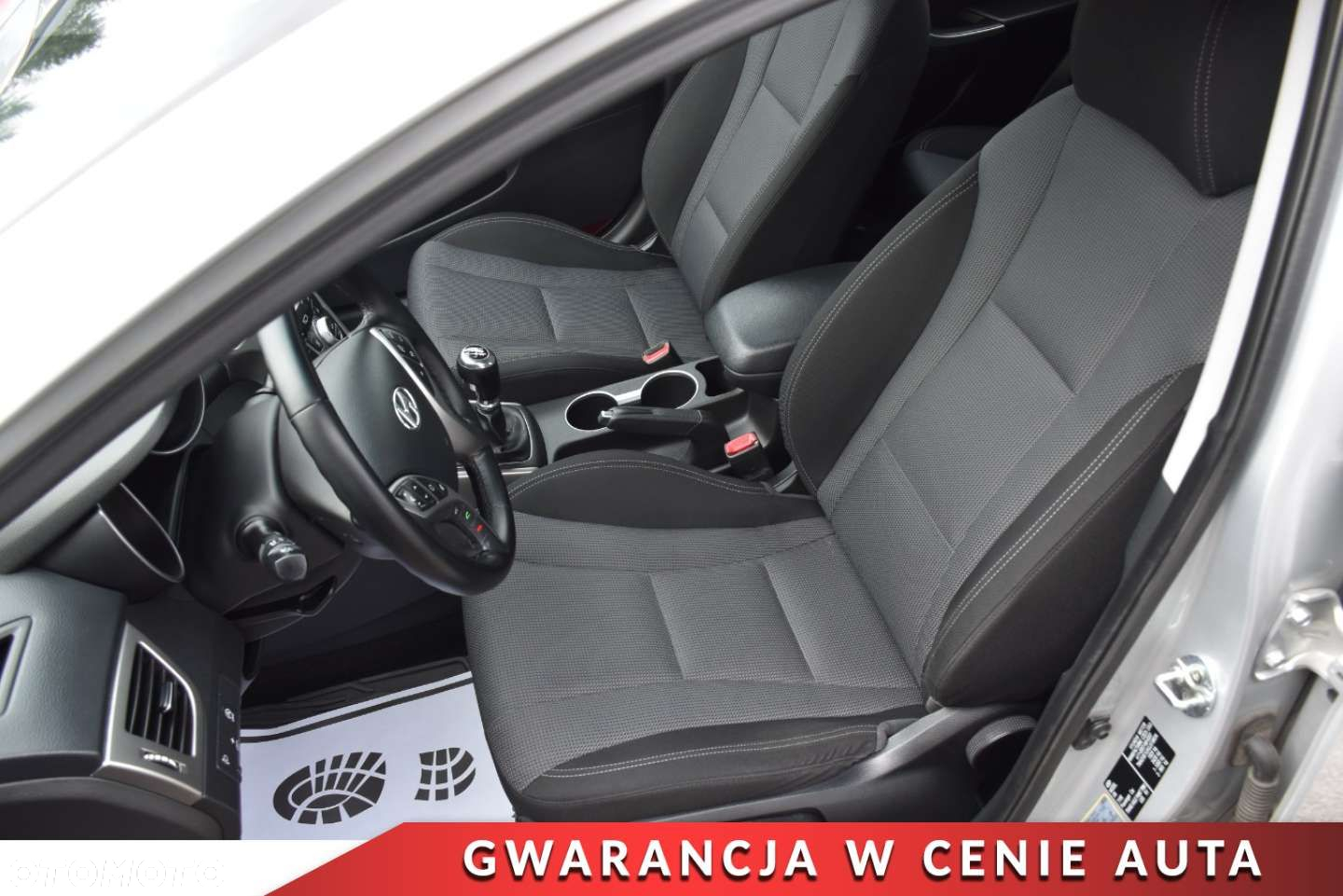 Hyundai i30 1.6 CRDI Fifa World Cup Edition - 8
