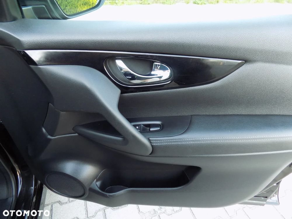 Nissan Qashqai 1.6 dCi Tekna S&S - 12