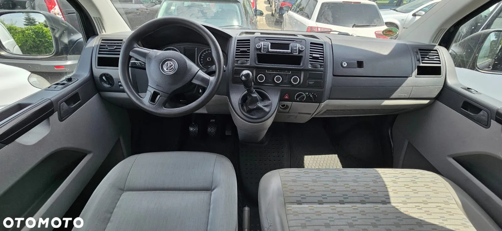 Volkswagen Transporter - 8