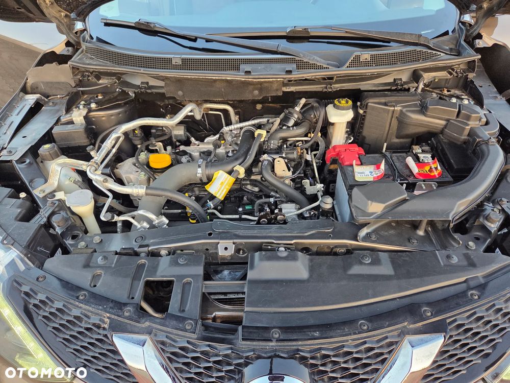 Nissan Qashqai 1.2 DIG-T TEKNA+ - 38