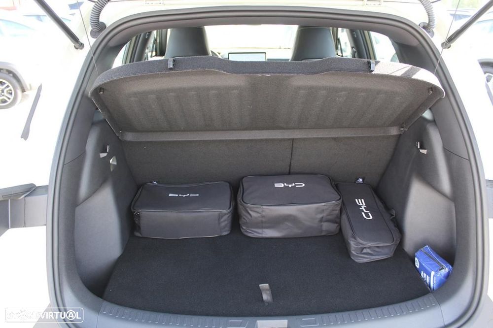 BYD Atto 2 45.1 kWh Boost - 12