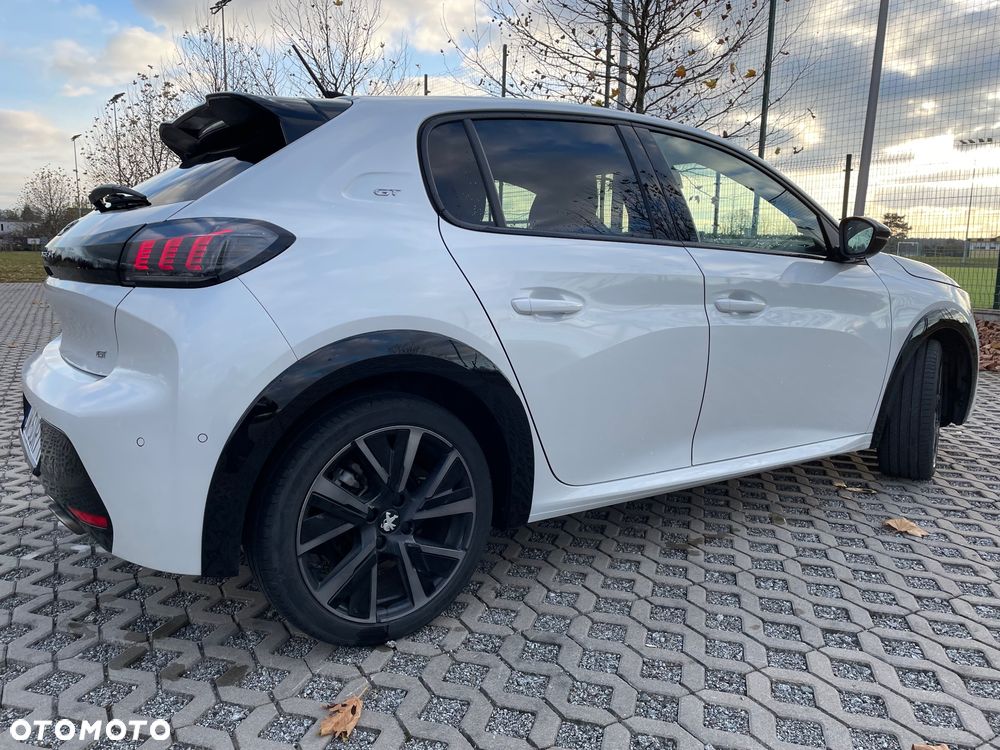 Peugeot 208 1.2 PureTech GT Pack S&S EAT8 - 28