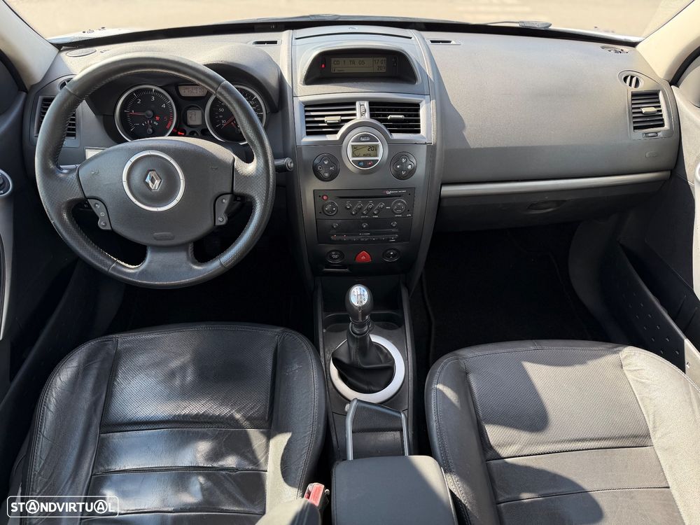 Renault Mégane 1.5 dCi Dynamique Luxe - 6