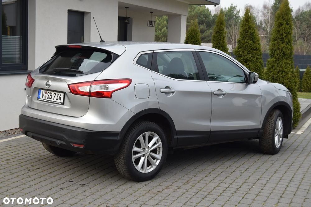 Nissan Qashqai 1.2 DIG-T N-Connecta - 12