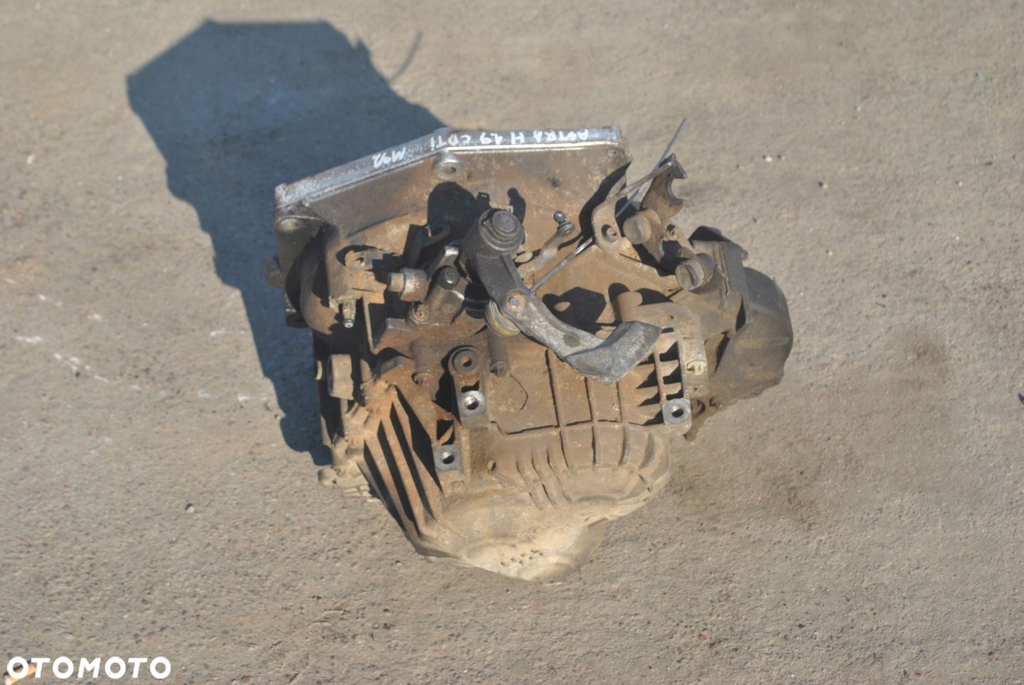 SKRZYNIA MANUALNA BIEGÓW OPEL ASTRA H III 1.9 CDTI M32 - 1