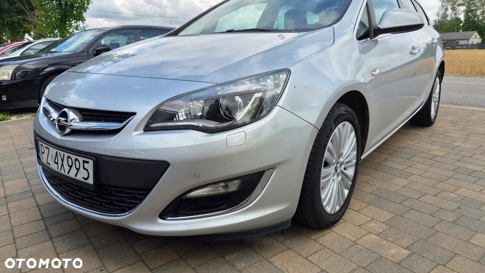 Opel Astra 1.4 T Cosmo - 13