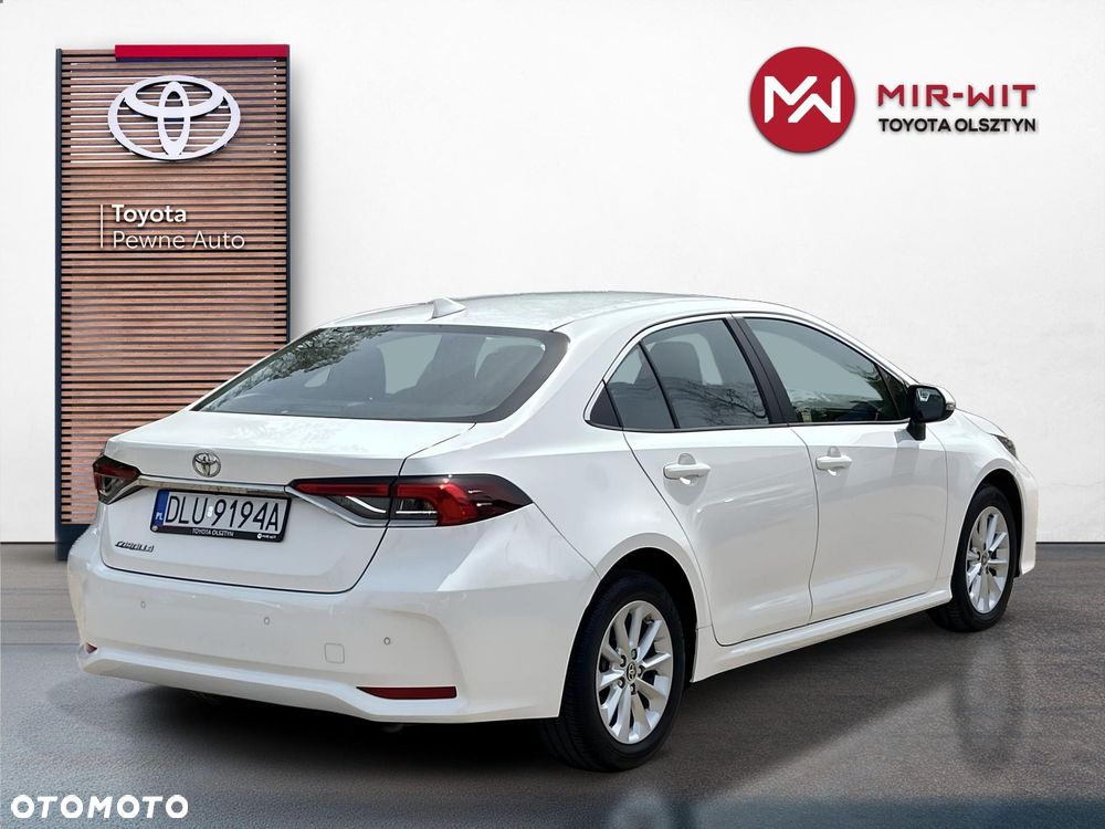 Toyota Corolla - 5