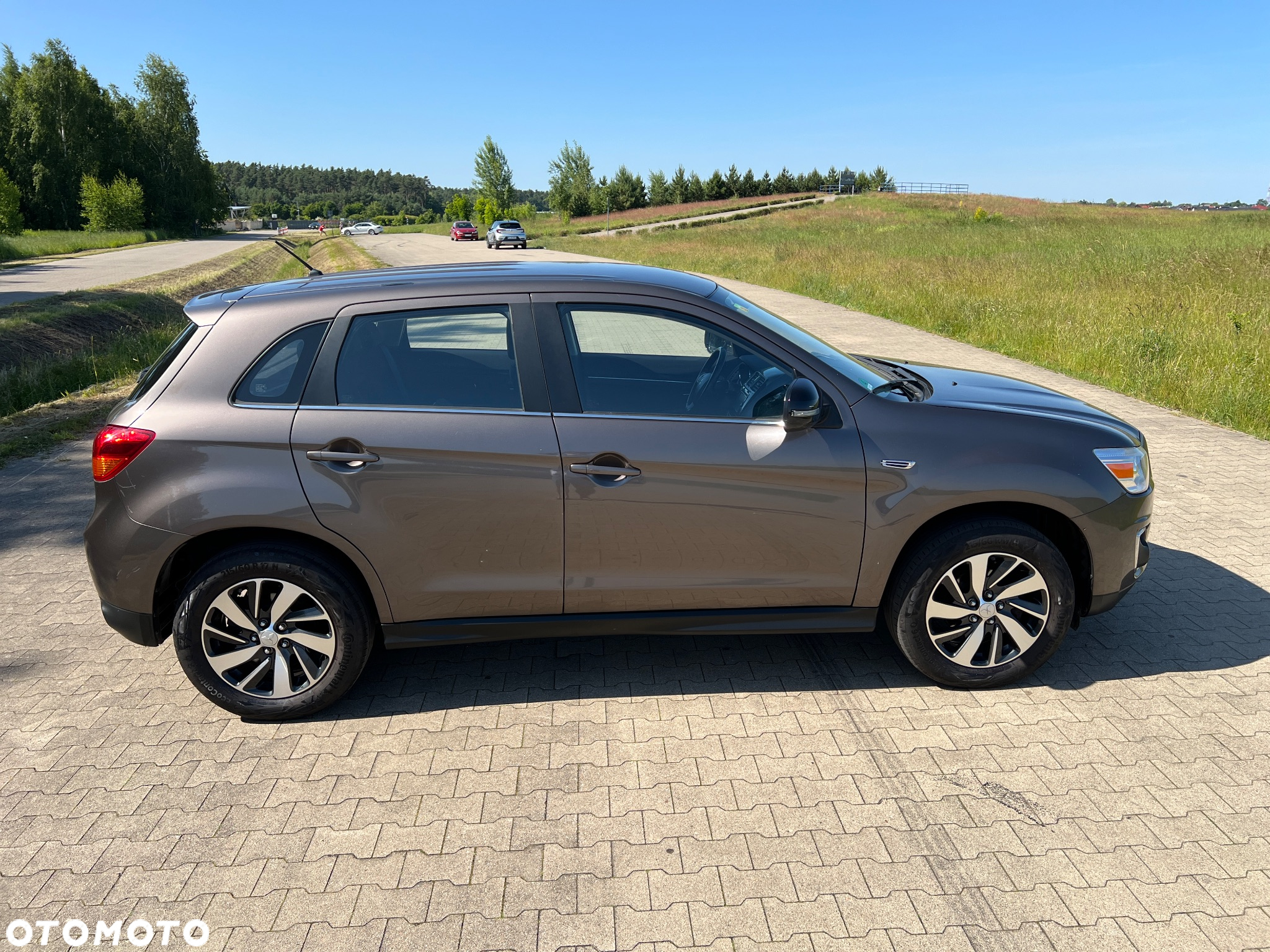 Mitsubishi ASX 1.8 DI-D 2WD Comfort Edition - 8