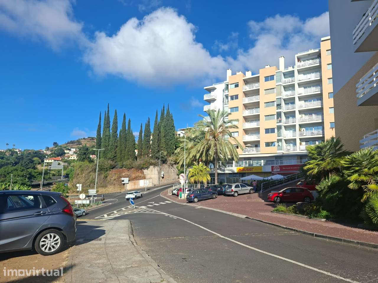 Apartamento T3 para arrendamento, Rua da Encosta do Pilar, 5º andar - Grande imagem: 2/25