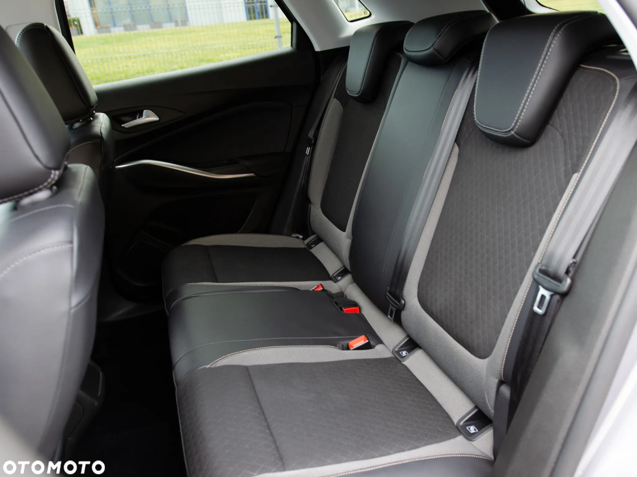 Opel Grandland 1.2 T GS Line S&S - 17