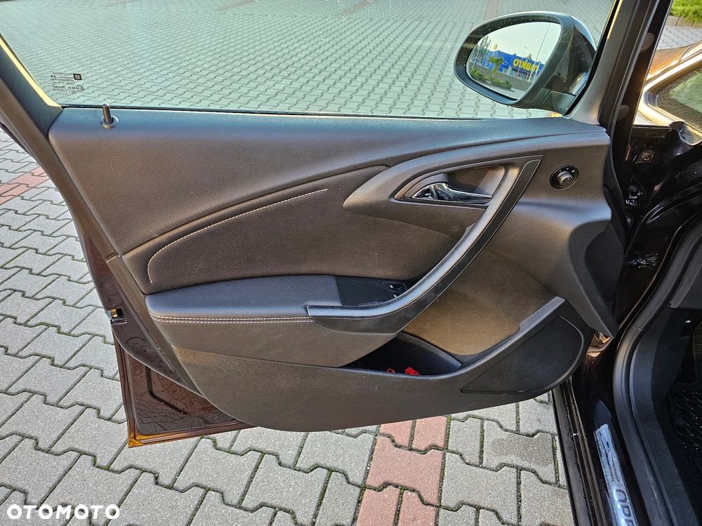 Opel Astra 1.4 EcoFLEX 150 Jahre - 24