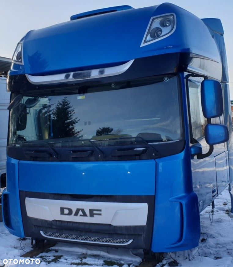 KABINA Z KLIMATYZACJĄ 2018r. DAF XF 106 LIFT SUPER SPACE CAB - 17