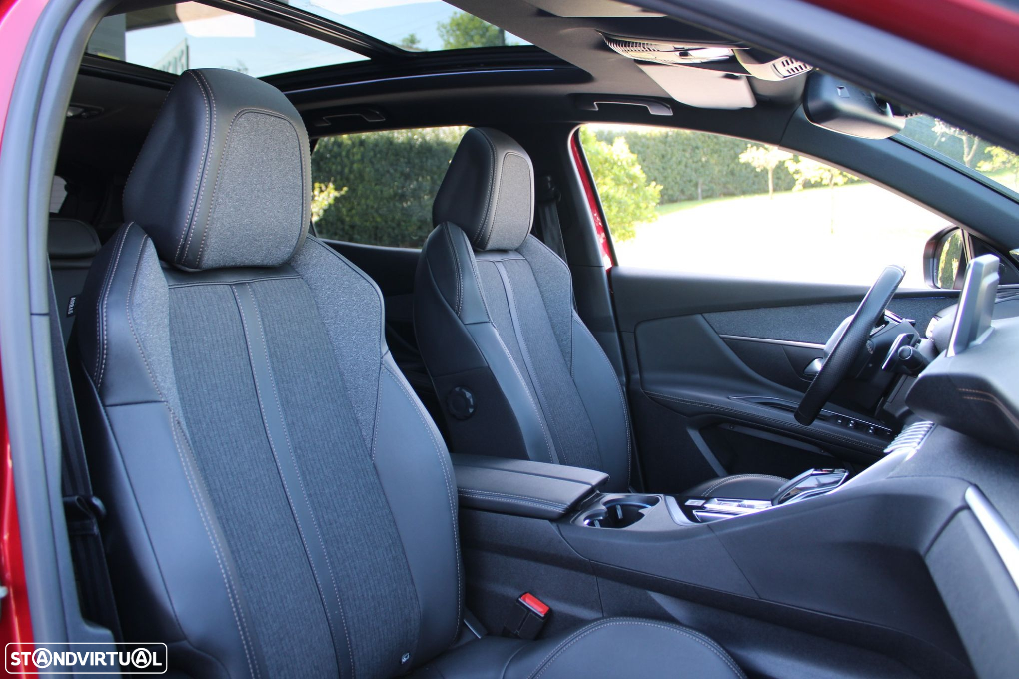 Peugeot 3008 1.2 PureTech GT Line EAT8 - 33