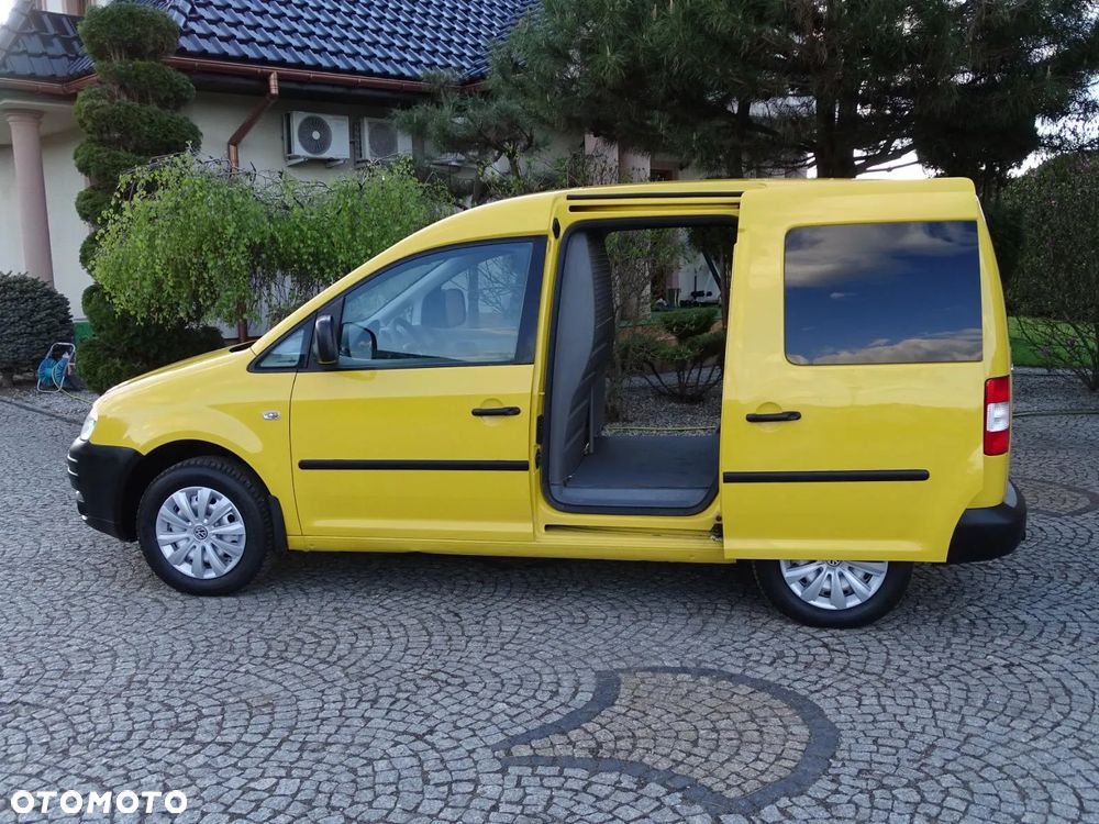 Volkswagen Caddy Life - 37