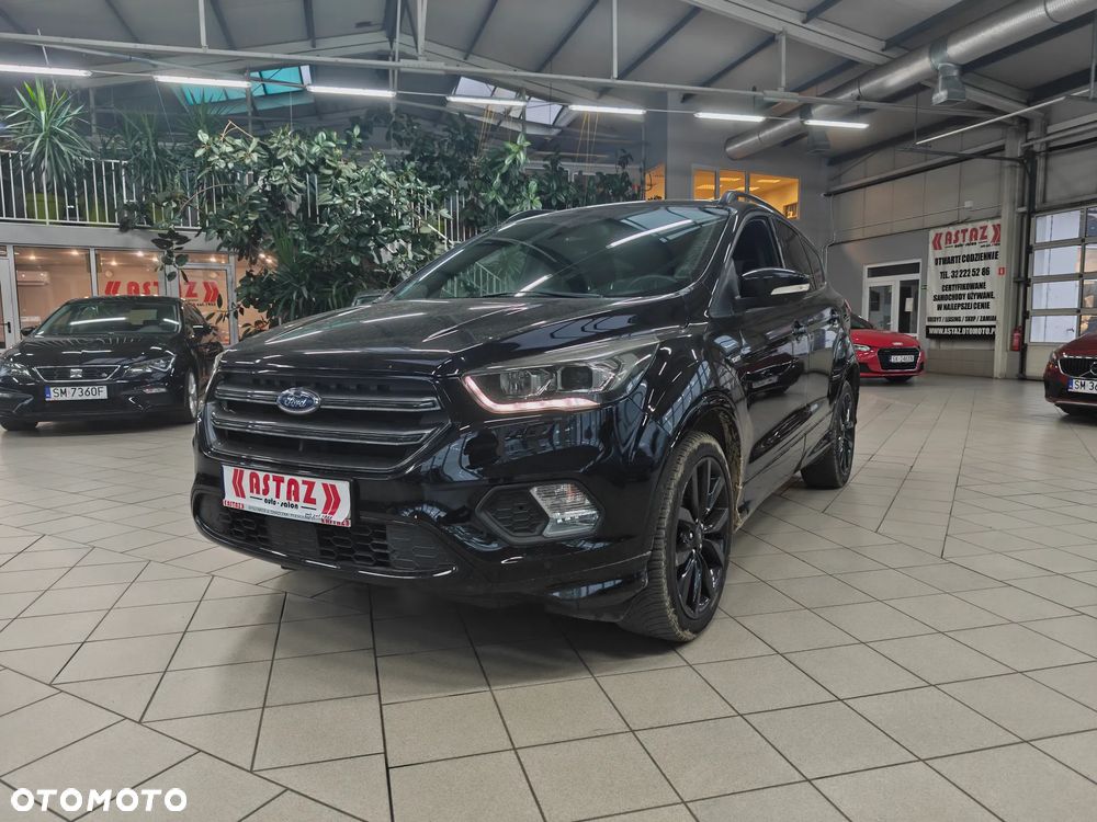 Ford Kuga 1.5 EcoBoost 2x4 ST-Line - 14