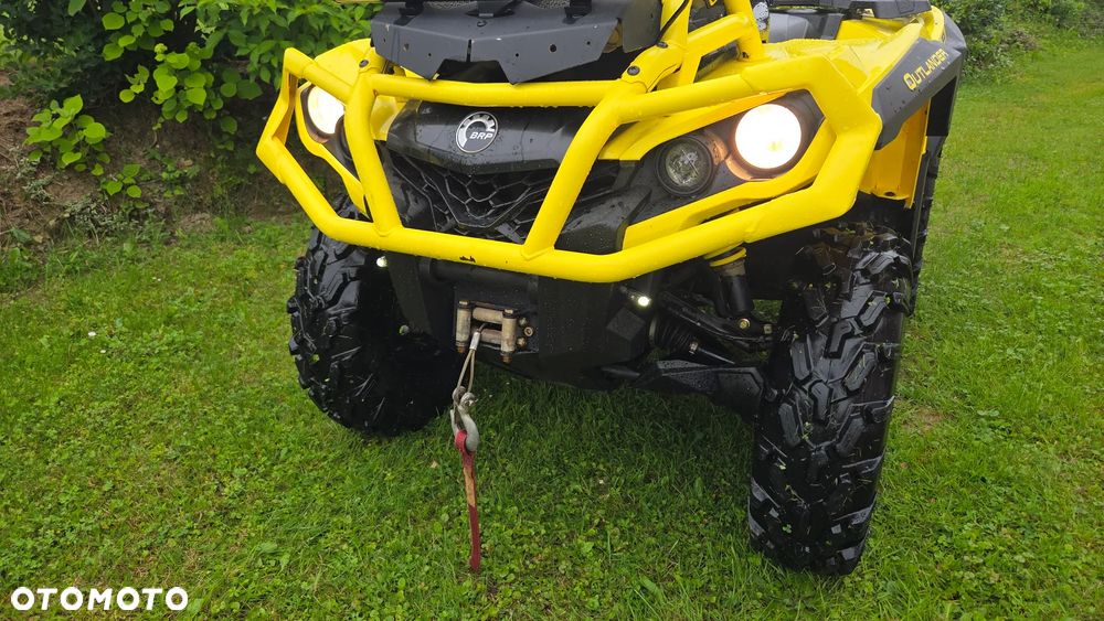 Can-Am Outlander - 12