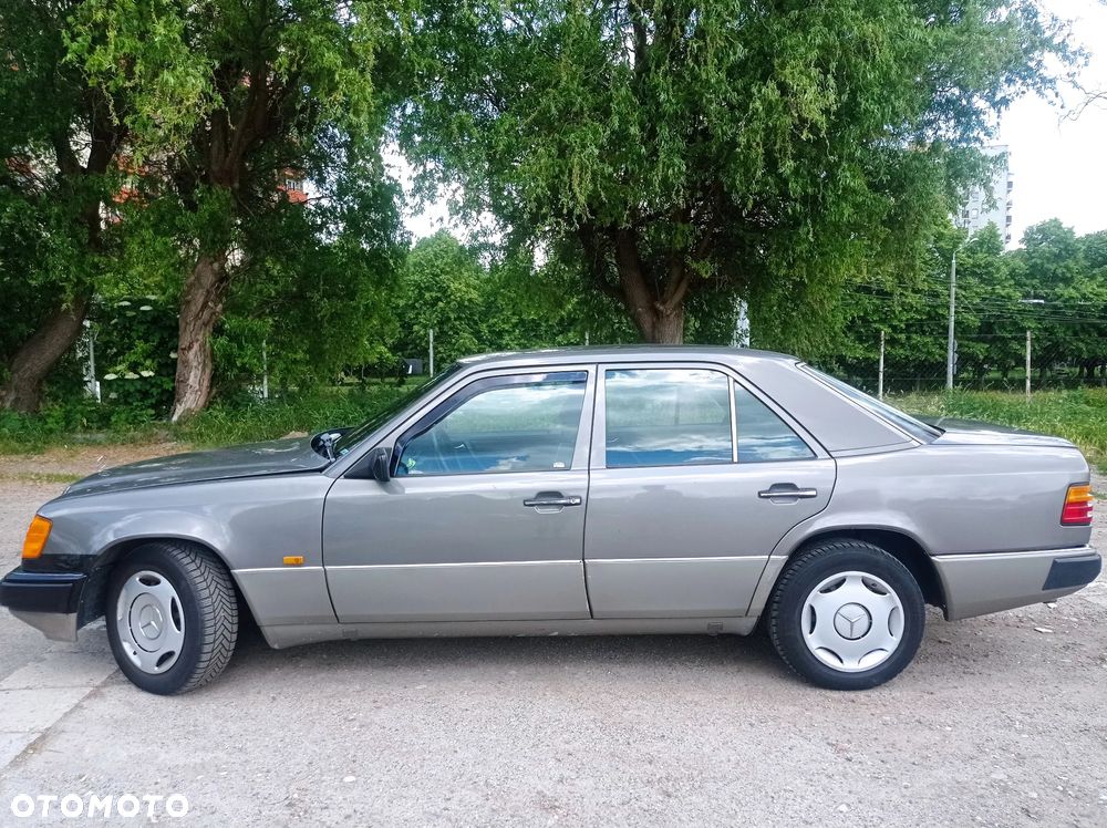 Mercedes-Benz W124 (1984-1993) - 3