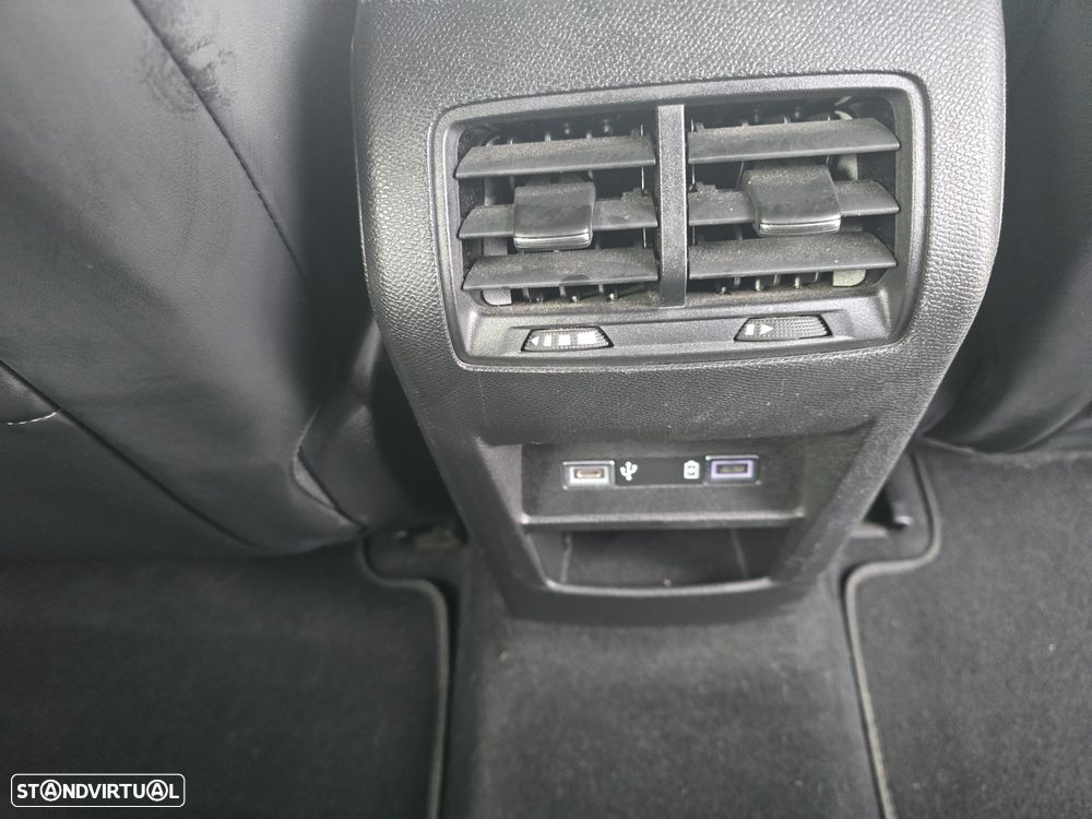 Peugeot 308 PureTech 130 EAT8 Allure - 24