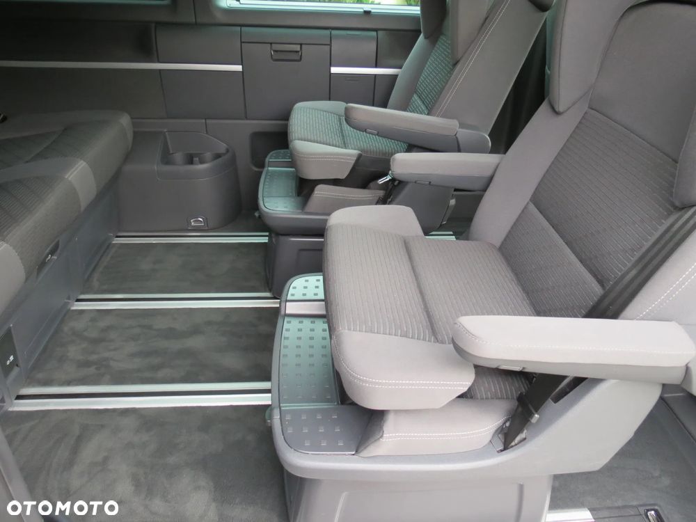 Volkswagen Multivan - 27