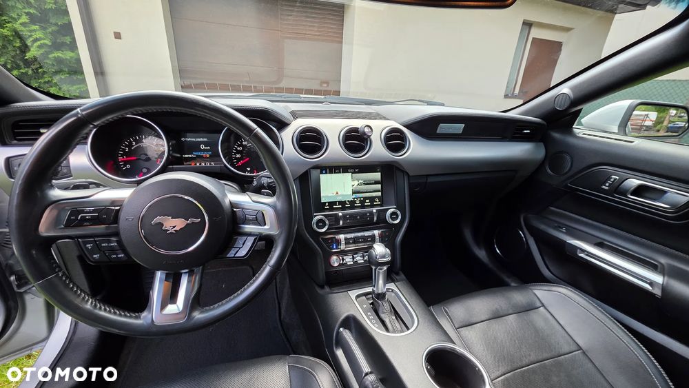 Ford Mustang 5.0 V8 GT - 16