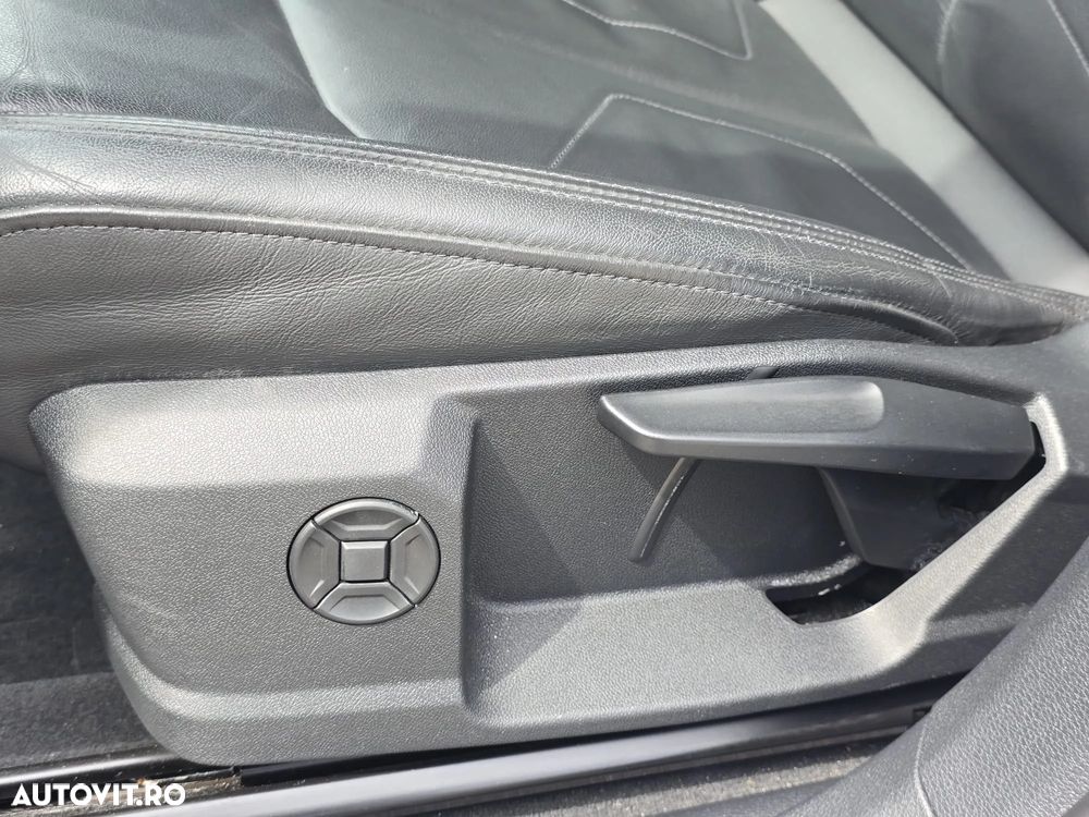 Audi Q3 45 TFSIe S tronic - 23