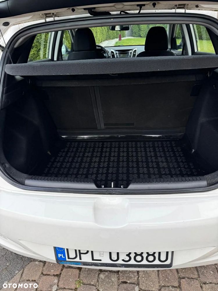 Hyundai i30 1.4 Classic - 8