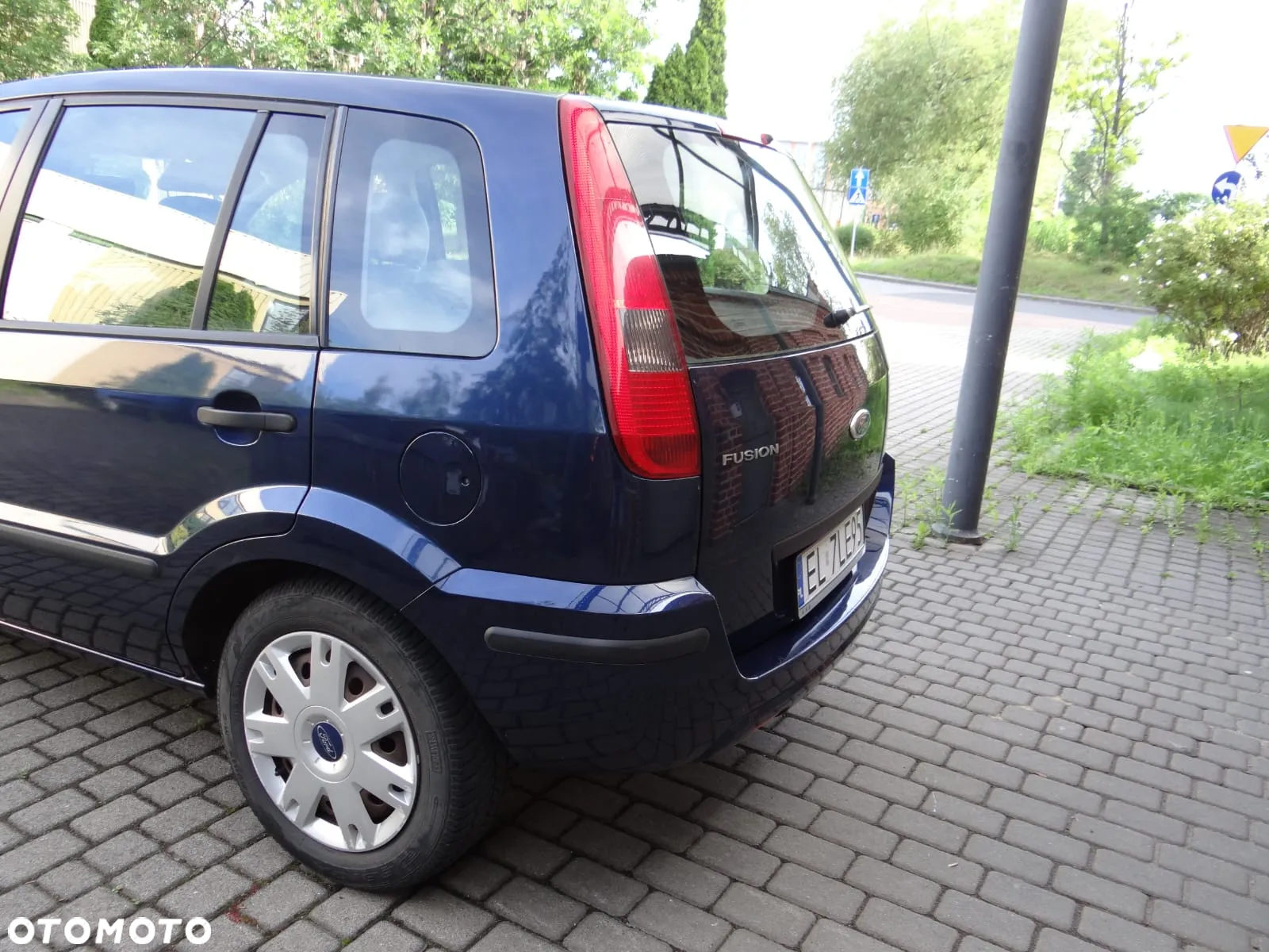 Ford Fusion 1.6 Trend - 17