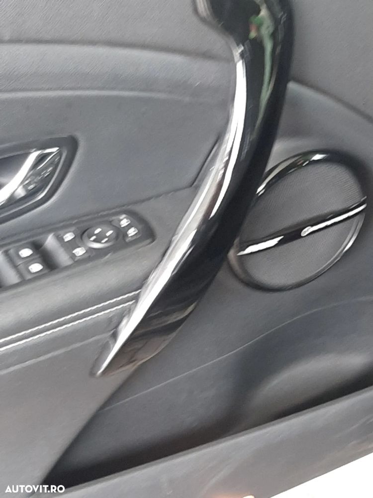 Renault Megane ENERGY dCi 130 Start & Stop Bose Edition - 16