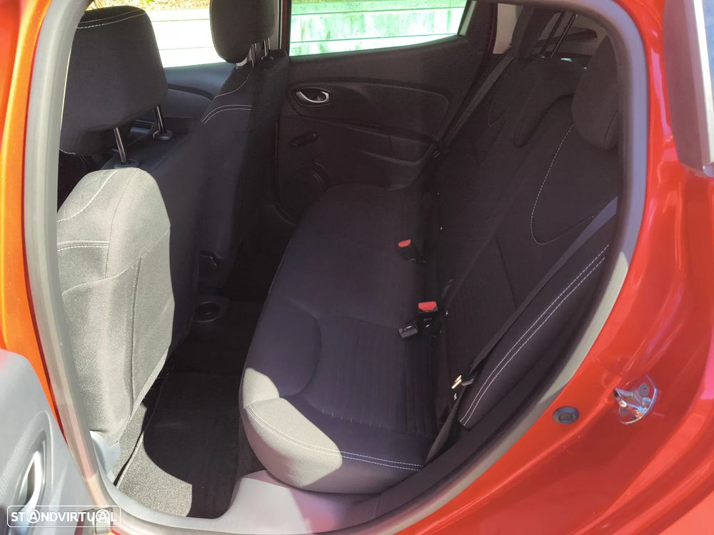 Renault Clio 1.5 dCi Limited EDition - 12