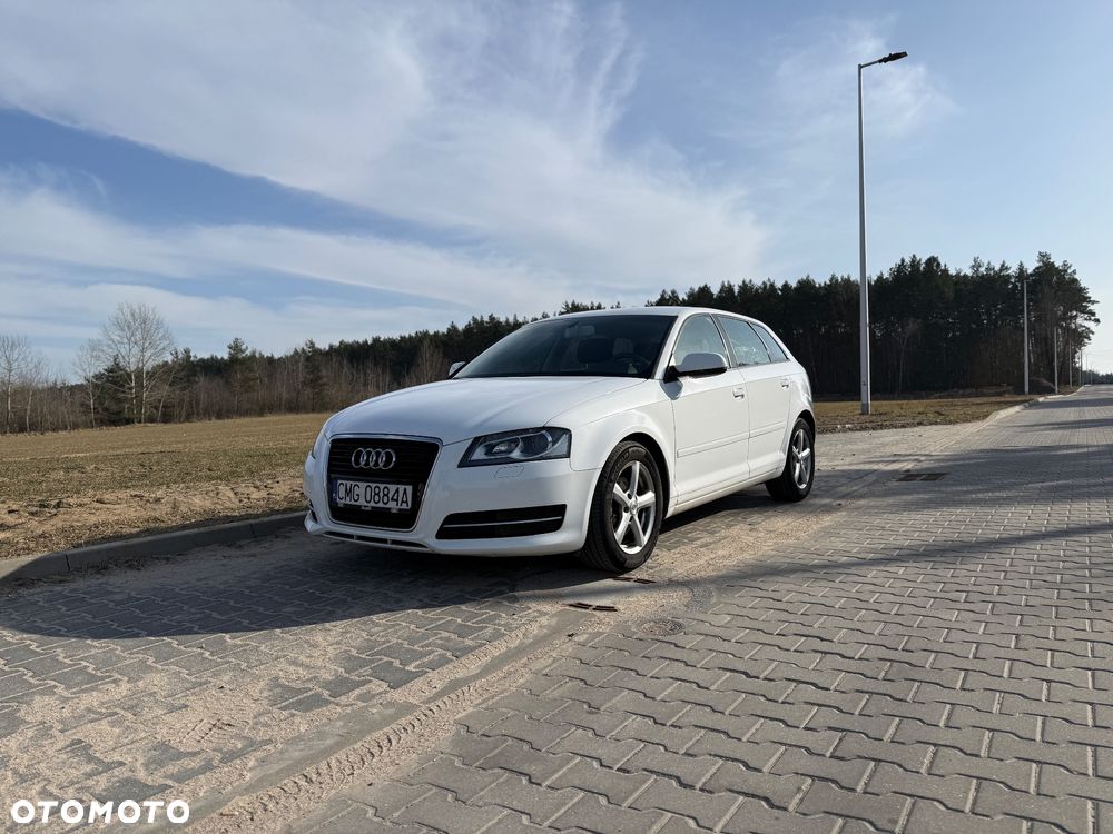 Audi A3 Sportback 1.8 TFSI Ambiente - 3