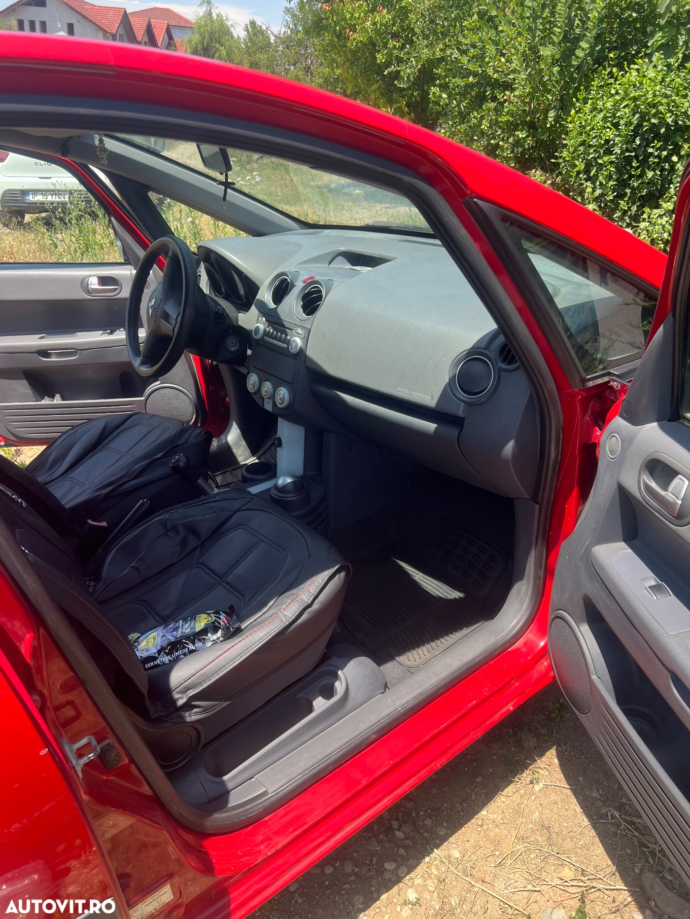 Mitsubishi Colt - 2