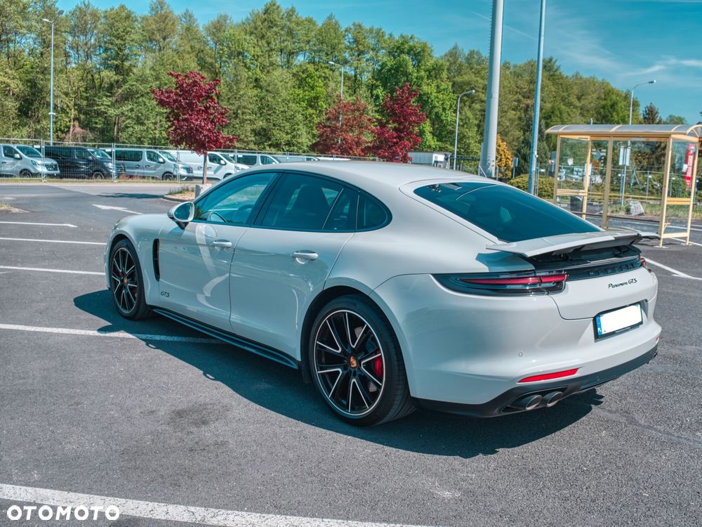 Porsche Panamera - 20