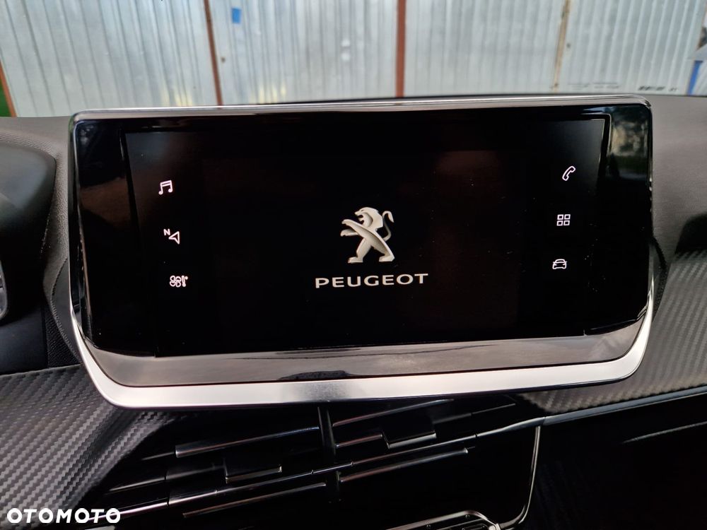 Peugeot 208 - 21