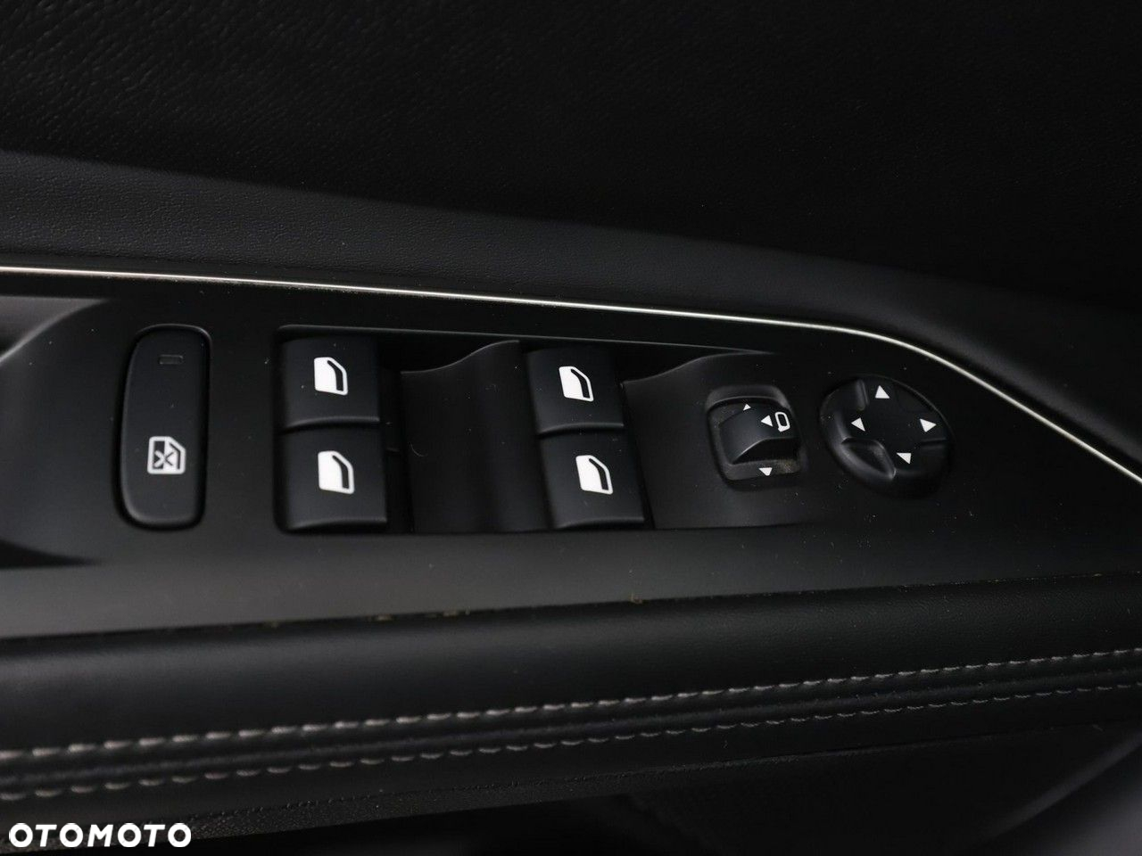 Peugeot 5008 1.5 BlueHDi Allure S&S - 39