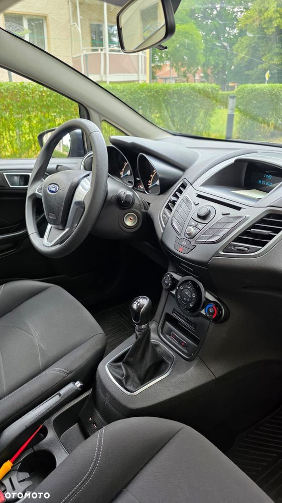 Ford Fiesta - 7