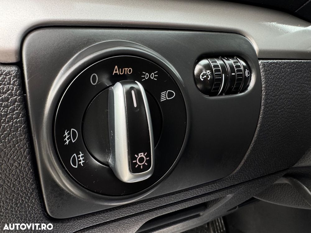 Volkswagen Golf 1.4 TSI BlueMotion Technology DSG Highline - 21